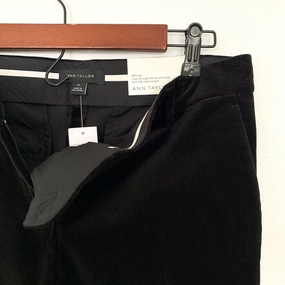 Ann Taylor Black Mid Rise Velvet Ankle Pants - Picture 5 of 8